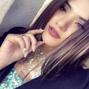 Meet your Posher, Gaby